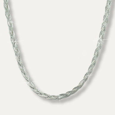 Cadena. Cadena de plata. Cadena para mujer. Cadena de moda. Cadenas 2024. Cadenas de plata para mujer. Cadena 2024. Cadena collar. Collar tiffany. Tous. Cadena joyería. Cadena de plata trenzada plana. Plata esterlina. Plata ley 925. Plata pura. Plata 925.