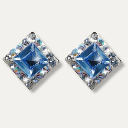 Aretes de plata. Aretes plata. Aretes para mujer. Aretes. Aretes de moda 2024. Aretes pandora. Aretes Tous. Zirconia. Aretes para fiesta de noche. Aretes ferragamo. Aretes louis vuitton. Aretes de plata cuadrados con piedra zirconia. Zirconia. Plata esterlina. Plata ley 925. Plata pura. Plata 925.