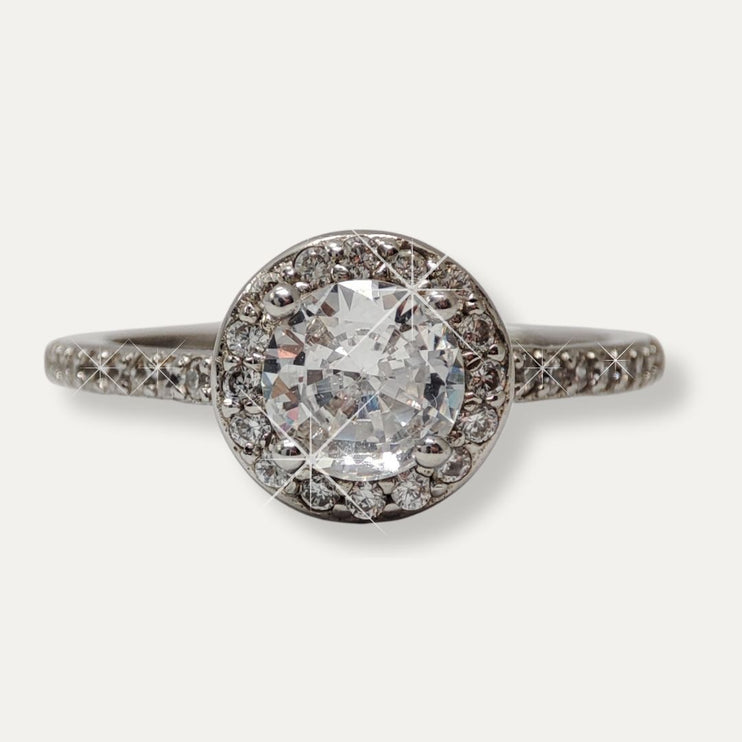 Anillos. Anillo de plata. Anillos de plata. Anillos para mujer. Anillos mujer. Anillos 2024. Anillos aniversario. Bvlgari. Anillo pandora. Anillos Tiffany. Regalos para mujer. Anillos mujer plata. Anillo joyería. Regalos para amiga, regalo para novia. Plata esterlina. Plata ley 925. Plata pura. Plata 925. Anillo de compromiso. Anillo de aniversario. Anillo de plata con piedra zirconia mediana. Zirconia.