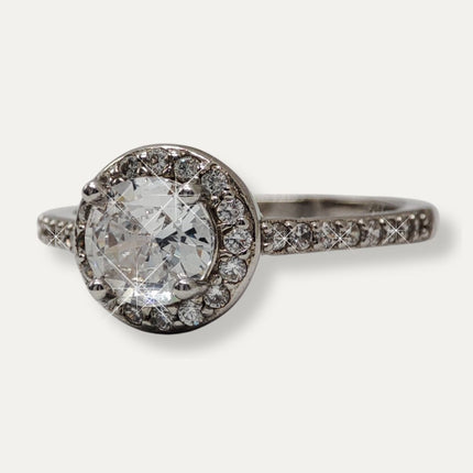 Anillos. Anillo de plata. Anillos de plata. Anillos para mujer. Anillos mujer. Anillos 2024. Anillos aniversario. Bvlgari. Anillo pandora. Anillos Tiffany. Regalos para mujer. Anillos mujer plata. Anillo joyería. Regalos para amiga, regalo para novia. Plata esterlina. Plata ley 925. Plata pura. Plata 925. Anillo de compromiso. Anillo de aniversario. Anillo de plata con piedra zirconia mediana. Zirconia.