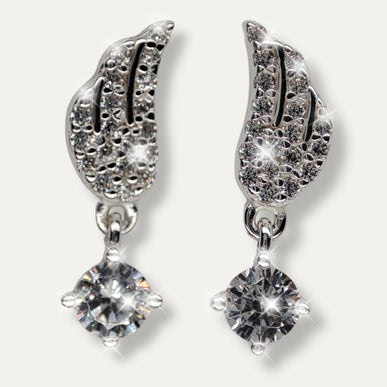 Aretes de plata. Aretes plata. Aretes para mujer. Aretes. Aretes de moda 2024. Aretes pandora. Aretes Tous. Zirconia. Aretes para fiesta de noche. Aretes ferragamo. Aretes louis vuitton. Zirconia. Aretes de zirconia. Aretes de plata alas de ángel. Plata esterlina. Plata ley 925. Plata pura. Plata 925.