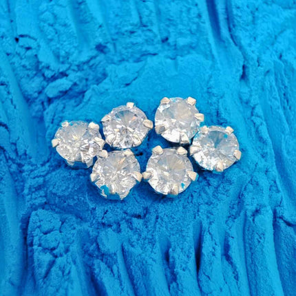 Aretes de plata. Aretes plata. Aretes para mujer. Aretes. Aretes de moda 2024. Aretes pandora. Aretes Tous. Zirconia. Aretes para fiesta de noche. Aretes ferragamo. Aretes louis vuitton. Aretes de plata 3 pétalos de flor. Zirconia. Plata esterlina. Plata ley 925. Plata pura. Plata 925.