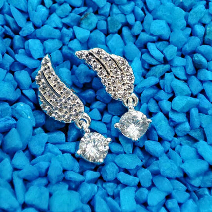 Aretes de plata. Aretes plata. Aretes para mujer. Aretes. Aretes de moda 2024. Aretes pandora. Aretes Tous. Zirconia. Aretes para fiesta de noche. Aretes ferragamo. Aretes louis vuitton. Zirconia. Aretes de zirconia. Aretes de plata alas de ángel. Plata esterlina. Plata ley 925. Plata pura. Plata 925.