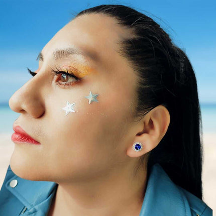 Aretes de plata. Aretes plata. Aretes para mujer. Aretes. Aretes de moda 2024. Aretes pandora. Aretes Tous. Zirconia. Aretes para fiesta de noche. Aretes ferragamo. Aretes louis vuitton. Aretes de plata circular con piedra zirconia. Zirconia. Perlitas. Perlas. Aretes de zirconia. Aretes de plata con perlitas. Plata esterlina. Plata ley 925. Plata pura. Plata 925.