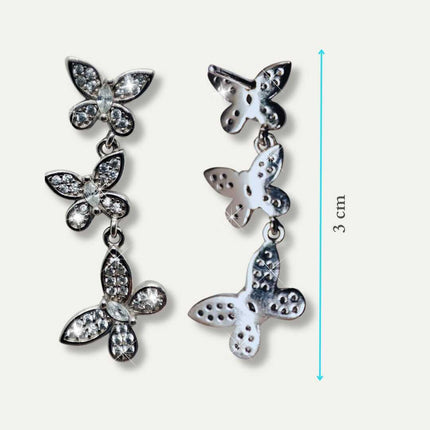 Aretes largos elegantes. Aretes de plata. Aretes largos. Aretes plata. Aretes para mujer. Aretes. Aretes de moda 2024. Aretes pandora. Aretes Tous. Aretes para fiesta de noche. Aretes ferragamo. Aretes louis vuitton. Aretes de plata largos mariposas. Plata esterlina. Plata ley 925. Plata pura. Plata 925.