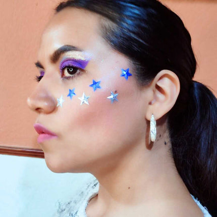 Aretes largos elegantes. Aretes arracadas mujer. Arracadas. Arracadas gruesas. Arracadas de moda 2024. Arracadas de plata. Arracadas de plata para mujer. Aretes de plata. Arracada de plata abrillantada con líneas. Aretes de argolla. Pendiente de aro. Plata esterlina. Plata ley 925. Plata pura. Plata 925.