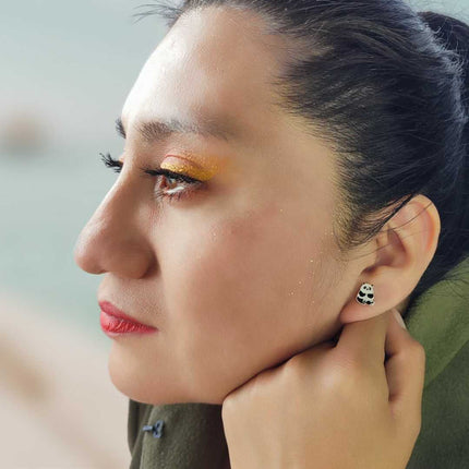 Broqueles de plata. Aretes broquel. Aretes de broquel. Broqueles. Broqueles para bebé. Aretes plata. Aretes para mujer. Aretes. Aretes de moda 2024. Aretes pandora. Aretes Tous. Aretes ferragamo. Aretes louis vuitton. Broqueles de plata tipo panda. Plata esterlina. Plata ley 925. Plata pura. Plata 925.