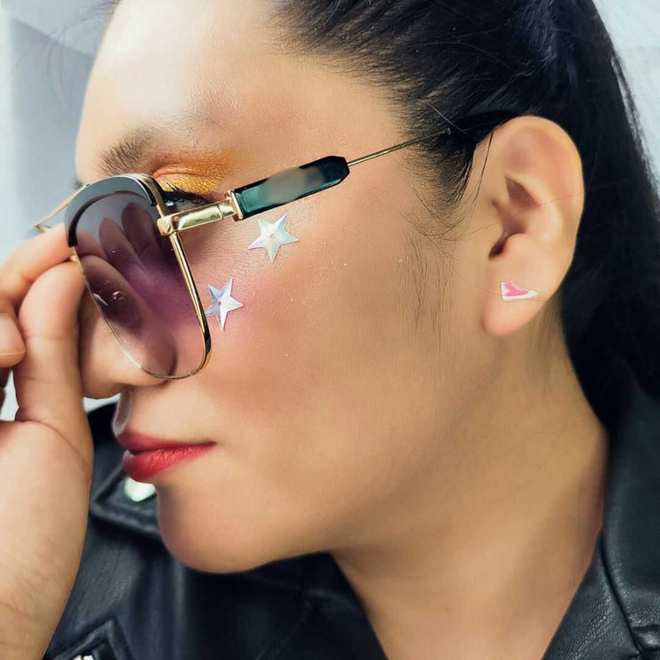 Broqueles de plata. Aretes broquel. Aretes de broquel. Broqueles. Broqueles para bebé. Aretes plata. Aretes para mujer. Aretes. Aretes de moda 2024. Aretes pandora. Aretes Tous. Aretes ferragamo. Aretes louis vuitton. Broqueles de plata tipo tennis. Converse. Tennis Converse. Star. Plata esterlina. Plata ley 925. Plata pura. Plata 925.