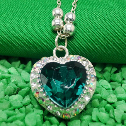 Collares. Collares de plata. Collares plata. Collares para mujer. Collares pandora. Collares tous. Collar con dije. Collares moda 2024. Collares 2024. Collar para vestido. Collar con vestido. Collar de plata corazón elevado con piedra zirconia. Zirconia. Regalo para mi novia. Collares de graduación. Collares para graduación. Collar para XV años. Plata esterlina. Plata ley 925. Plata pura. Plata 925.