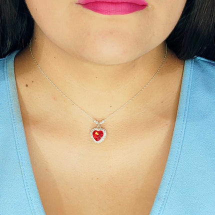 Collares. Collares de plata. Collares plata. Collares para mujer. Collares pandora. Collares tous. Collar con dije. Collares moda 2024. Collares 2024. Collar para vestido. Collar con vestido. Collar de plata corazón elevado con piedra zirconia. Zirconia. Regalo para mi novia. Collares de graduación. Collares para graduación. Collar para XV años. Plata esterlina. Plata ley 925. Plata pura. Plata 925.