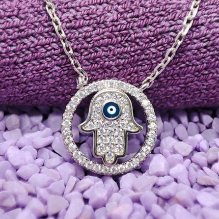 Collares. Collares de plata. Collares plata. Collares para mujer. Collares pandora. Collares tous. Collar con dije. Collares moda 2024. Collares 2024. Collar para vestido. Collar con vestido. Collar de plata mano de fátima. Zirconia. Regalo para mi novia. Collares de graduación. Collares para graduación. Collar para XV años. Collares de protección. Collar ojo turco. Plata esterlina. Plata ley 925. Plata pura. Plata 925.