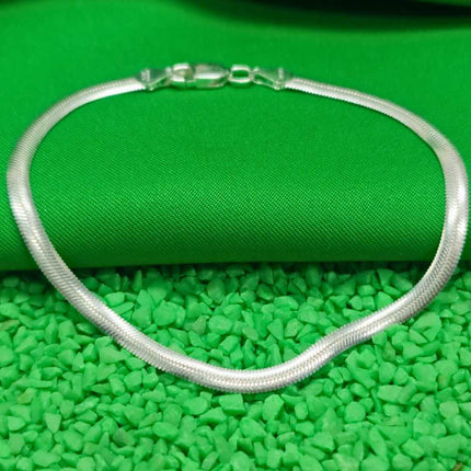Pulsera de plata. Pulsera plata. Pulseras de plata. Pulseras mujer. Pulseras para mujer. Pulsera cartier mujer. Pulsera Tiffany. Pulsera Pandora. Pulsera Tous. Pulsera Shasa. Pulsera joyería. Pulseras moda 2024. Pulsera moda. Pulseras para mi esposa. Plata esterlina. Plata ley 925. Plata pura. Plata 925.  Pulsera de plata panza de víbora.