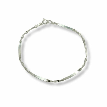 Pulsera de plata. Pulsera plata. Pulseras de plata. Pulseras mujer. Pulseras para mujer. Pulsera cartier mujer. Pulsera Tiffany. Pulsera Pandora. Pulsera Tous. Pulsera Shasa. Pulsera joyería. Pulseras moda 2024. Pulsera moda. Pulseras para mi esposa. Plata esterlina. Plata ley 925. Plata pura. Plata 925. Pulsera de plata torcida.