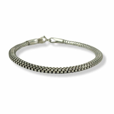 Pulsera de plata. Pulsera plata. Pulseras de plata. Pulseras mujer. Pulseras para mujer. Pulsera cartier mujer. Pulsera Tiffany. Pulsera Pandora. Pulsera Tous. Pulsera Shasa. Pulsera joyería. Pulseras moda 2024. Pulsera moda. Pulseras para mi esposa. Plata esterlina. Plata ley 925. Plata pura. Plata 925.  Pulseras para hombre. Pulseras hombre. Pulsera de plata trenzada en cuadritos.
